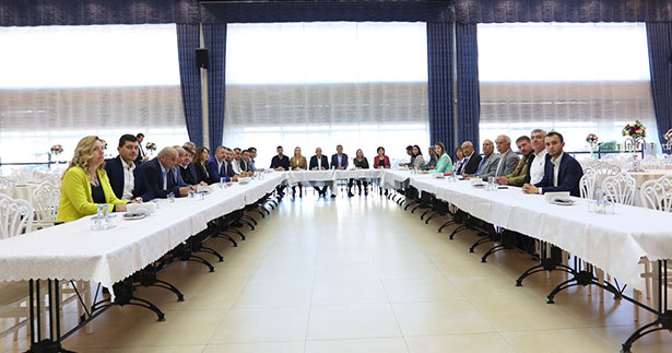 CHP’de ilçe başkanları buluştu