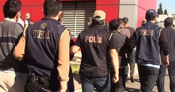 FETÖ/PDY’den 6 gözaltı 2 tutuklama