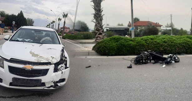 Otomobil ile motosiklet çarpıştı: 1 yaralı