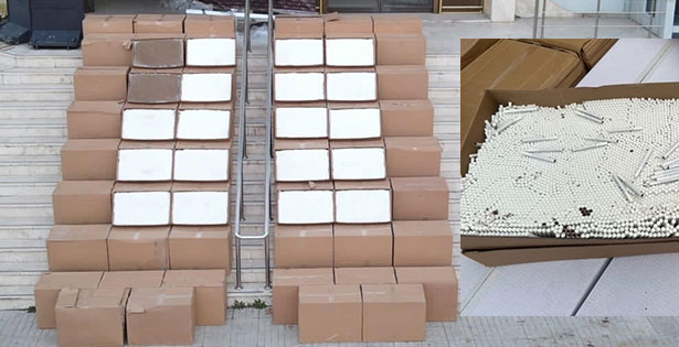 Tırdan 1 milyon 430 bin adet kaçak sigara çıktı