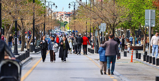 Çamlık’ta araçsız günler başladı